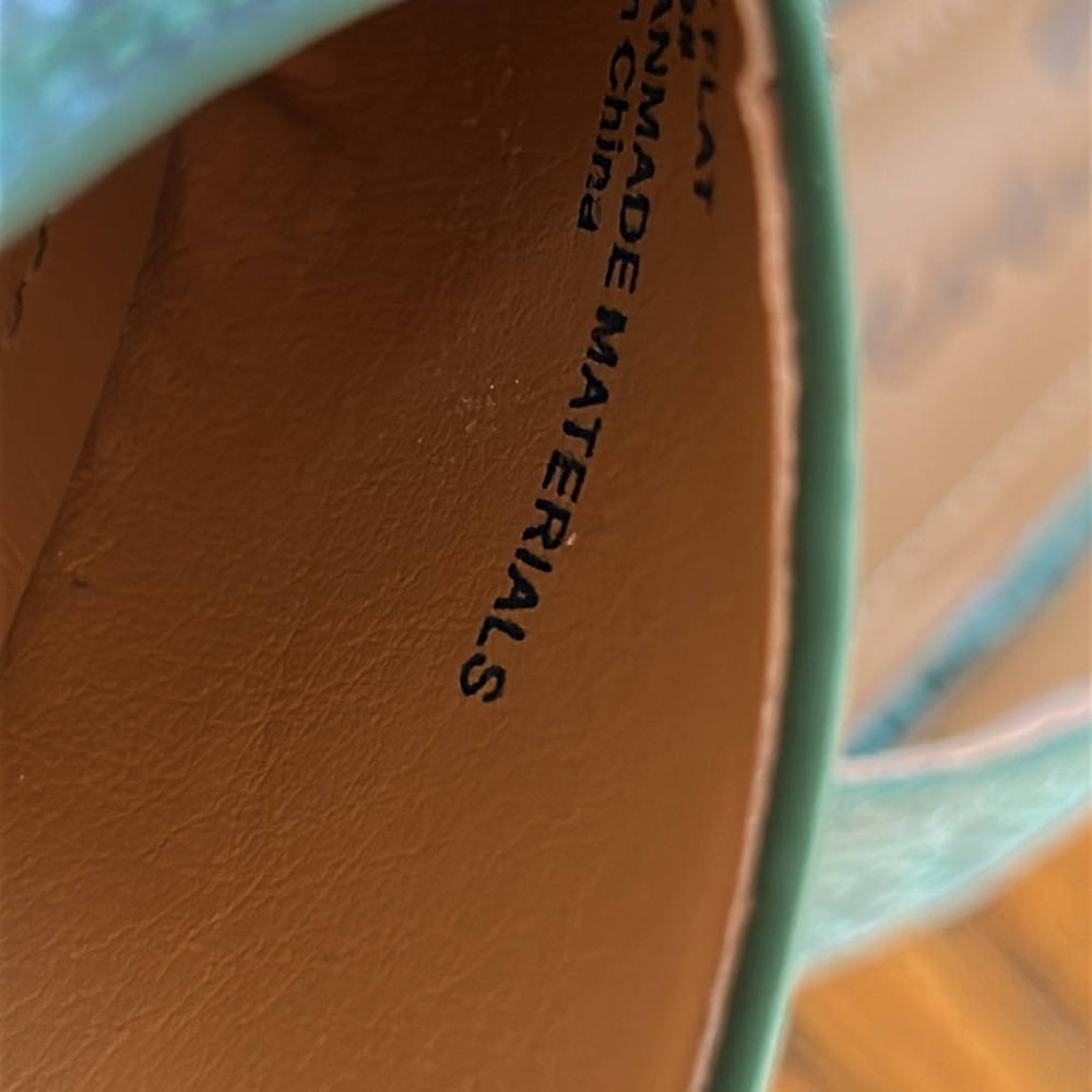 Seven 7 Nelly Flat style turquoise snakeskin ladies pointed toe flats. Size 9. - Picture 10 of 13